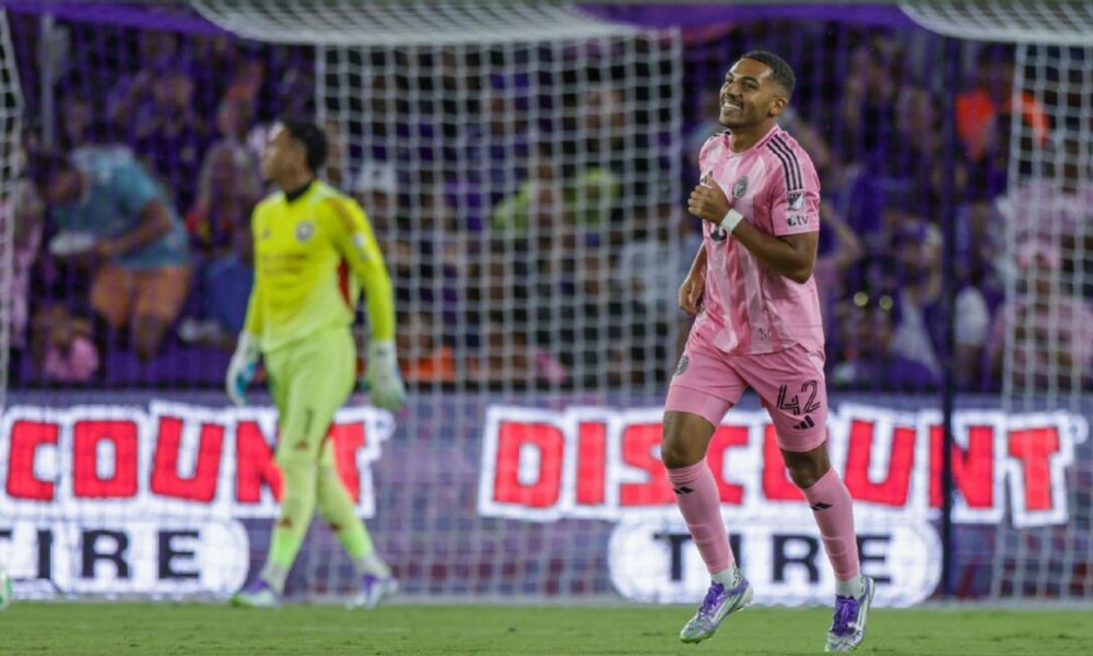 Miami extends Bright deal, DP spot still open Miami extends Bright deal, DP spot still open