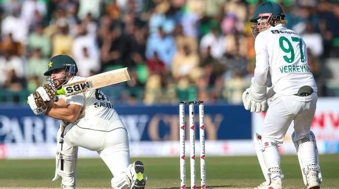 Muthusamy’s six-for helps South Africa reduce Pakistan to 378 in first Test