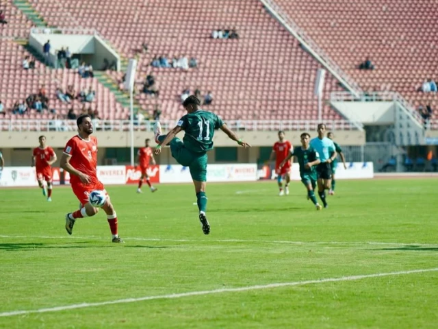 Pakistan held by Afghanistan in AFC Asian Cup qualifier | The Express Tribune Pakistan held by Afghanistan in AFC Asian Cup qualifier | The Express Tribune