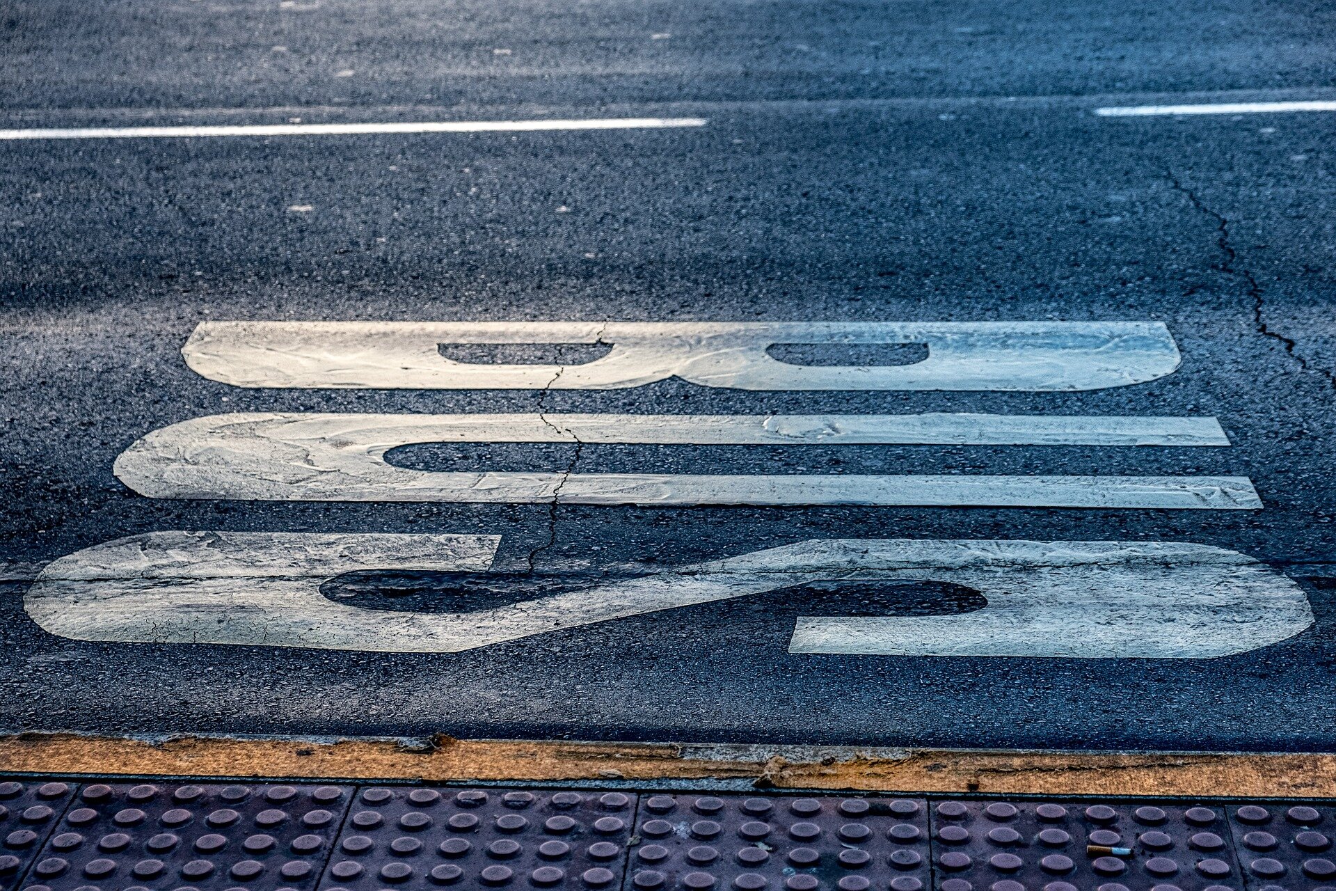 Pedestrian deaths at midblock bus stops found to be up to 5 times higher Pedestrian deaths at midblock bus stops found to be up to 5 times higher