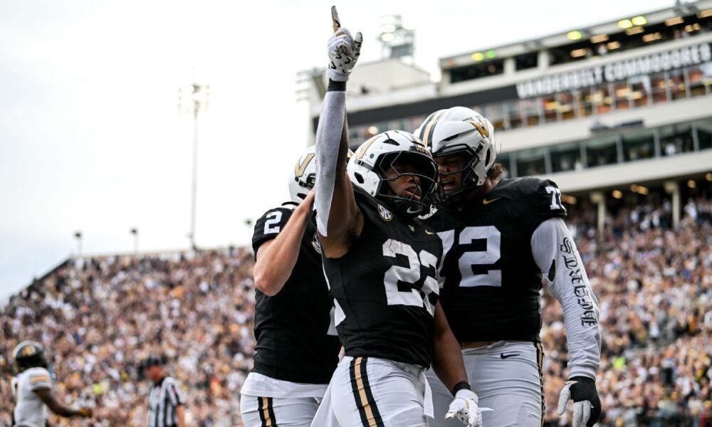 Projecting the CFP top 12 after Week 9: Vandy’s in the field!
