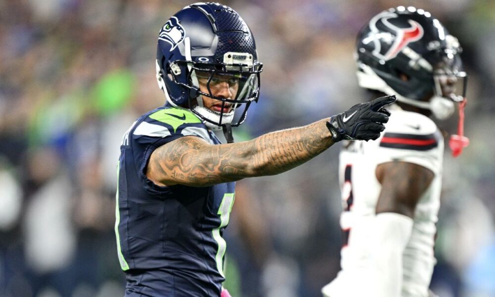 Seahawks overcome stubborn Texans, create three-way tie atop the NFC West