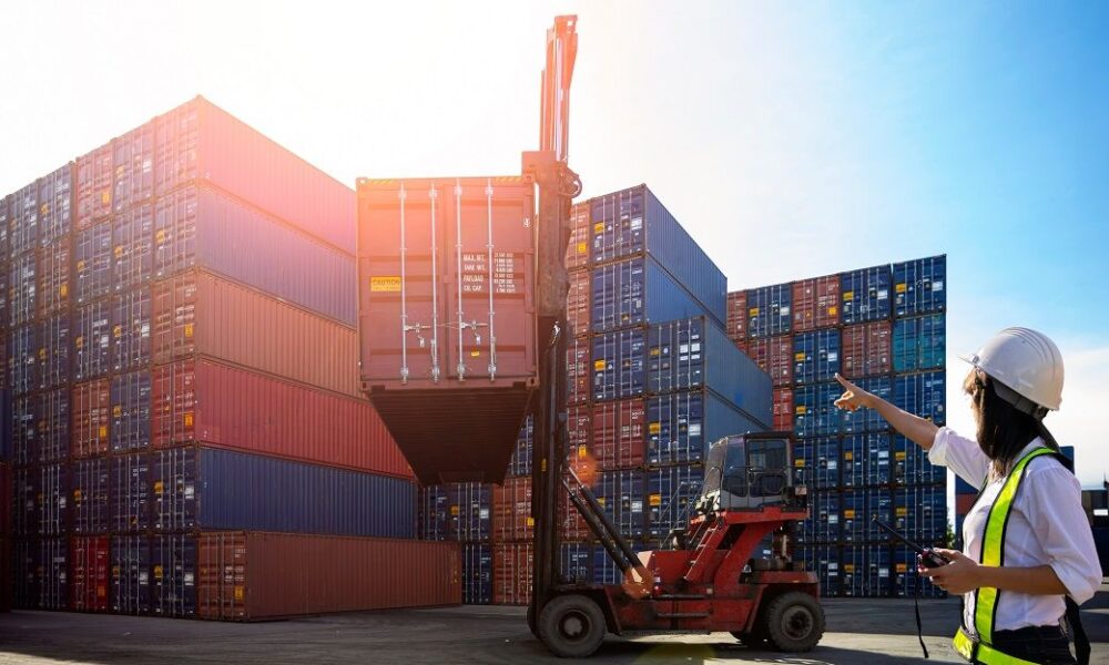 Sep 2025 US logistics manager index falls to lowest since Mar