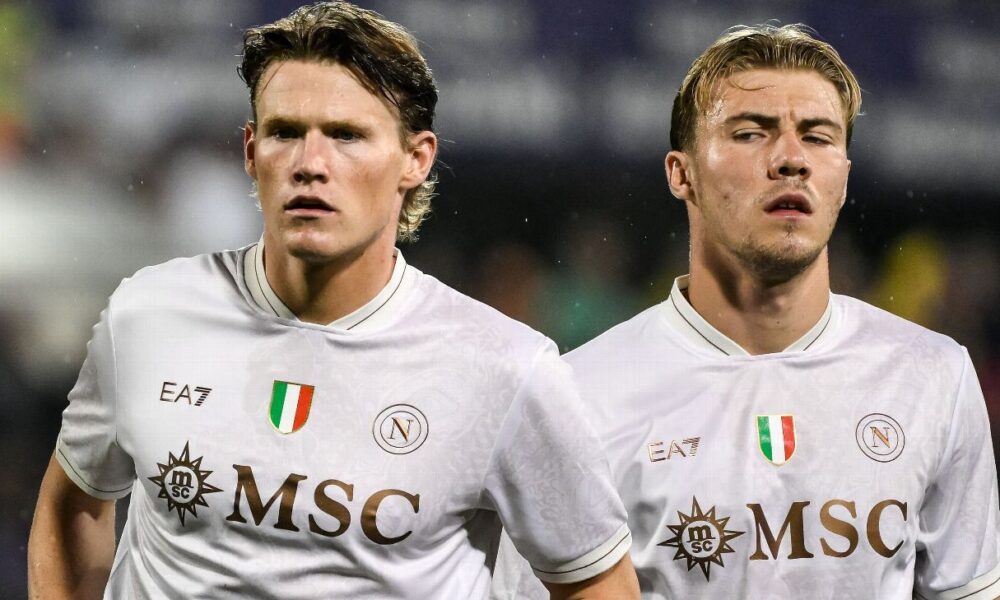 Spooky stars from Napoli, Real Madrid dress up for Halloween, as Højlund wears white socks