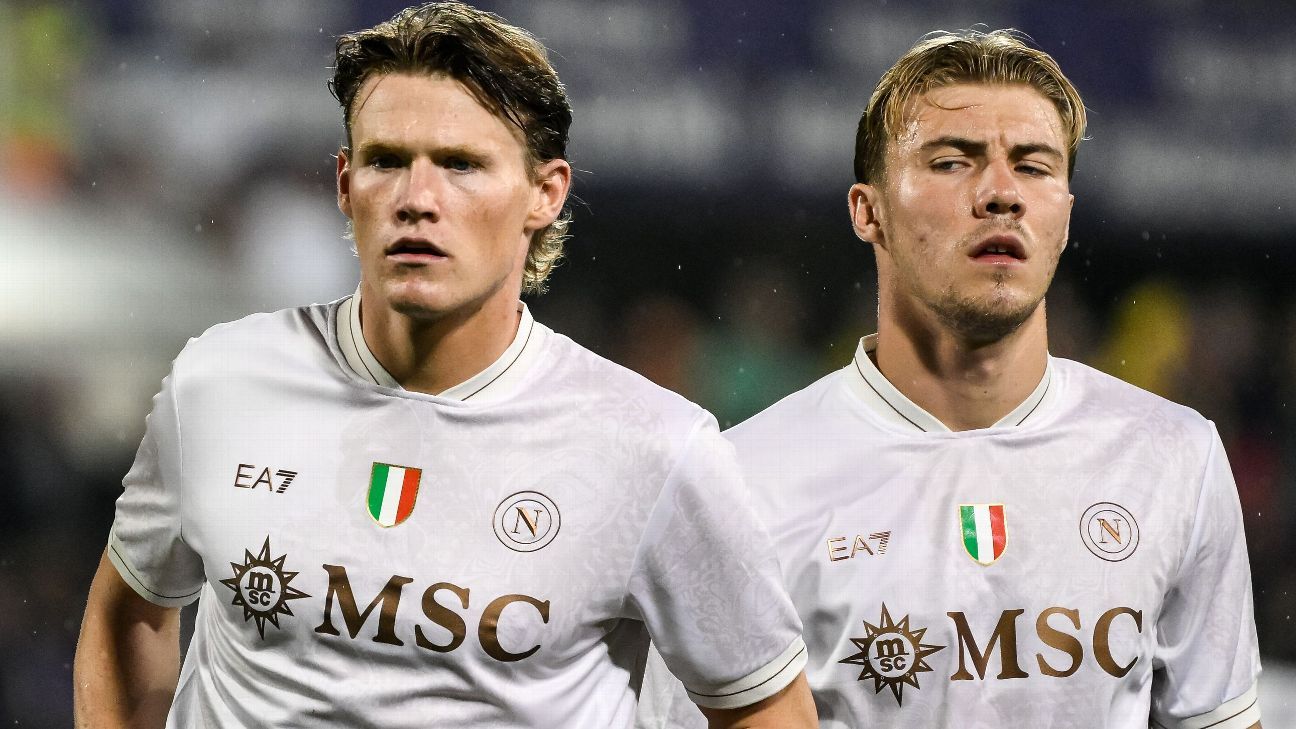 Spooky stars from Napoli, Real Madrid dress up for Halloween, as Højlund wears white socks Spooky stars from Napoli, Real Madrid dress up for Halloween, as Højlund wears white socks