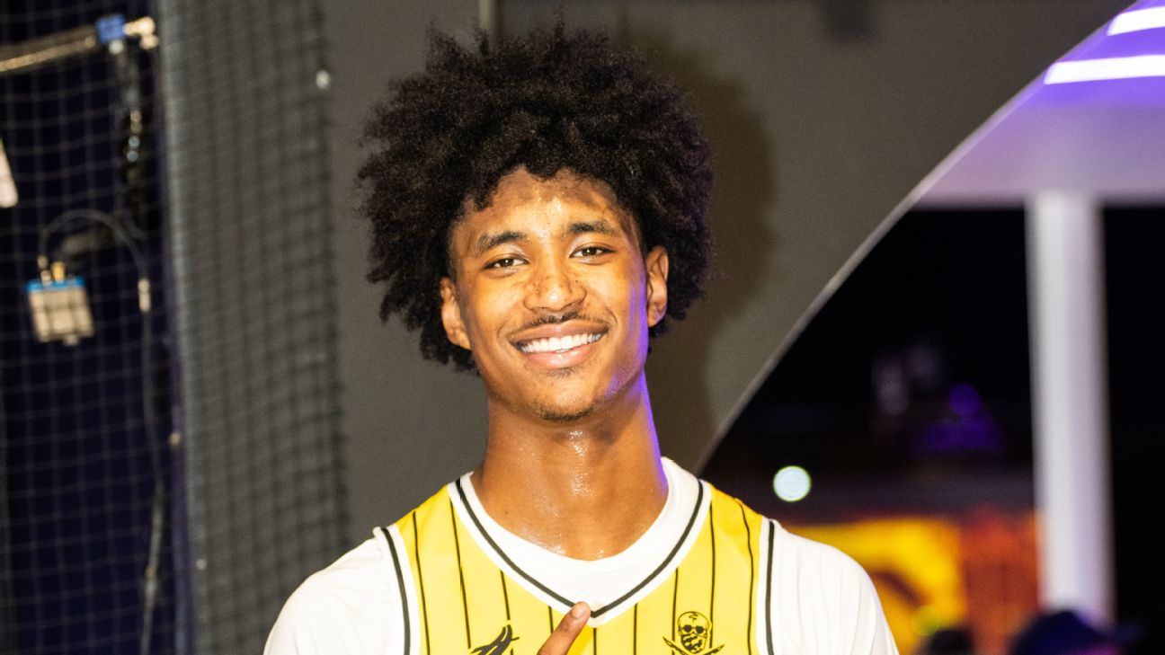 Tajh Ariza, ex-NBA veteran’s son, picks Oregon