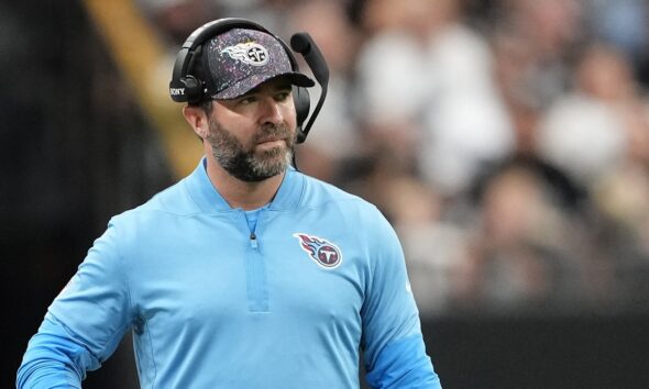 Titans fire head coach Brian Callahan