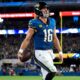 Trevor Lawrence’s stumbling touchdown caps last-minute drive to give Jaguars win over Chiefs
