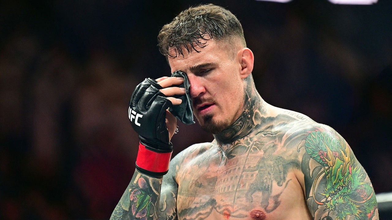 UFC heavyweight champ Tom Aspinall criticized for stopping fight vs Ciryl Gane after double-poke in eyes UFC heavyweight champ Tom Aspinall criticized for stopping fight vs Ciryl Gane after double-poke in eyes