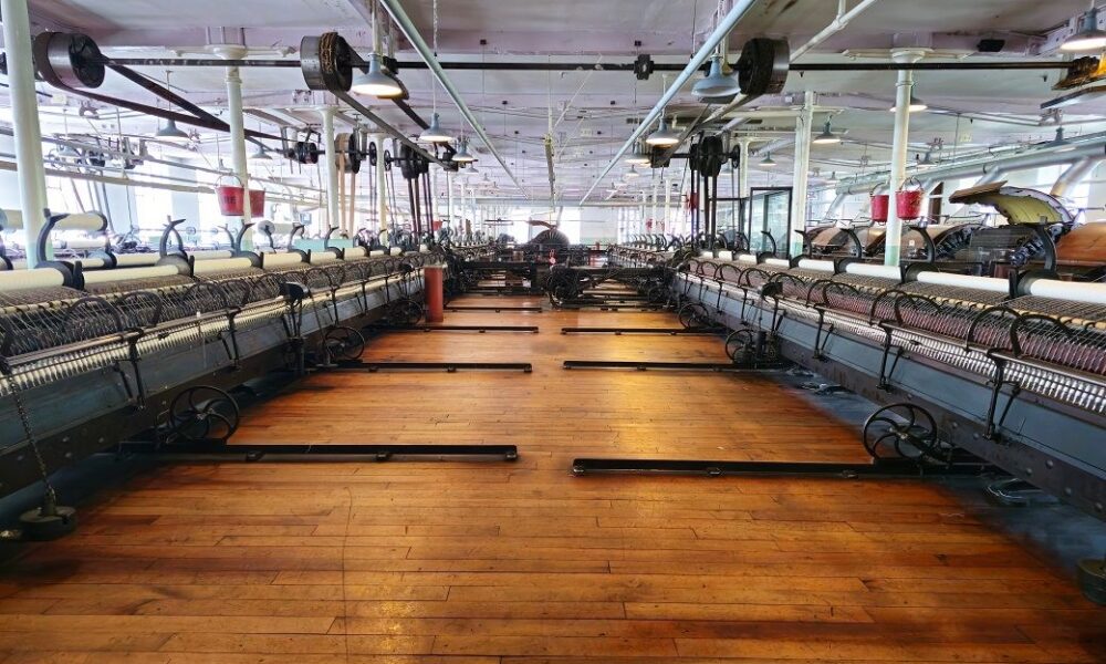 UK production output drops 0.3% QoQ during quarter to Aug 2025: ONS