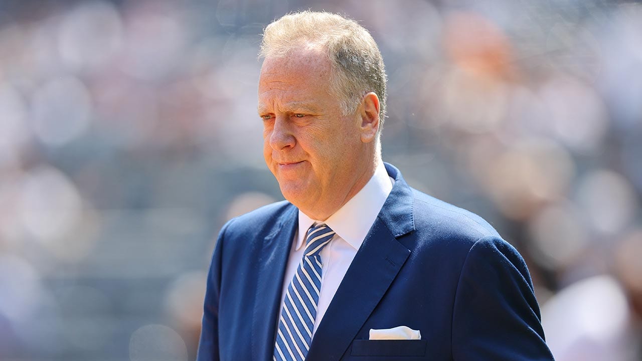 Yankees broadcaster Michael Kay calls out subset of Mets fans after team’s late-season collapse, playoff miss