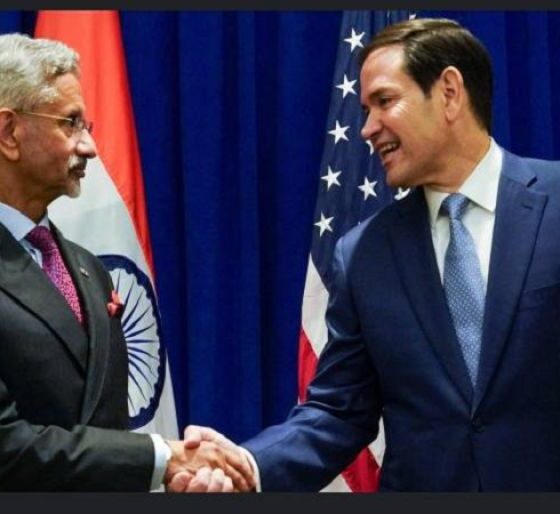 US, India hold talks to ease tensions as trade dispute lingers