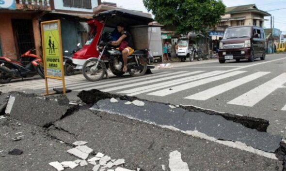 Philippines quake death toll climbs over 60; injured overwhelm hospitals