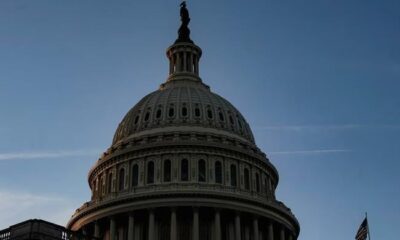 Bid to end shutdown fails in Senate; US president freezes aid to Chicago