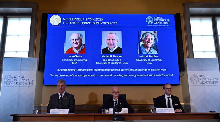 Trio win Nobel prize for revealing quantum physics in action