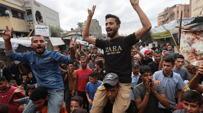 ‘Sending you love from Gaza’: Palestinians hail ceasefire deal ‘Sending you love from Gaza’: Palestinians hail ceasefire deal