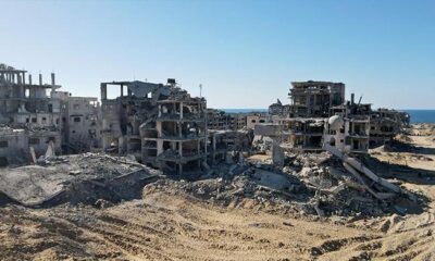 Gazans return to razed homes