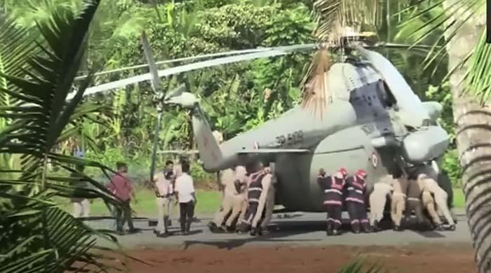 Indian president’s helicopter gets stuck at Kerala helipad Indian president’s helicopter gets stuck at Kerala helipad