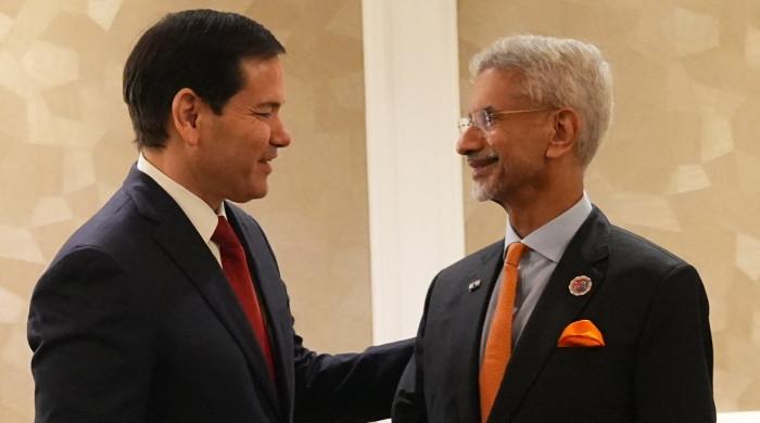 Top US, India officials discuss ties as trade rift drags on Top US, India officials discuss ties as trade rift drags on