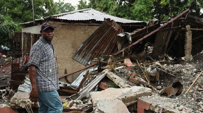 Hurricane Melissa’s death toll climbs to 44, storm churns north Hurricane Melissa’s death toll climbs to 44, storm churns north