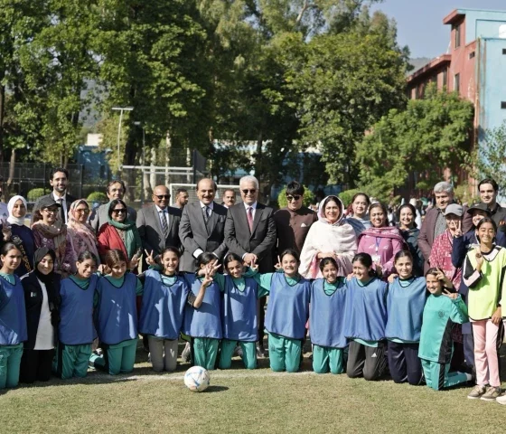AFC Chief Sheikh Salman bin Ibrahim Al Khalifa attend college girls match | The Express Tribune