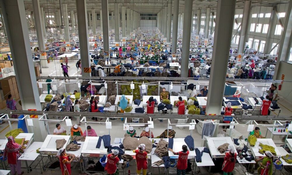 Bangladesh extends export sops to sub-contracted garment-textile firms