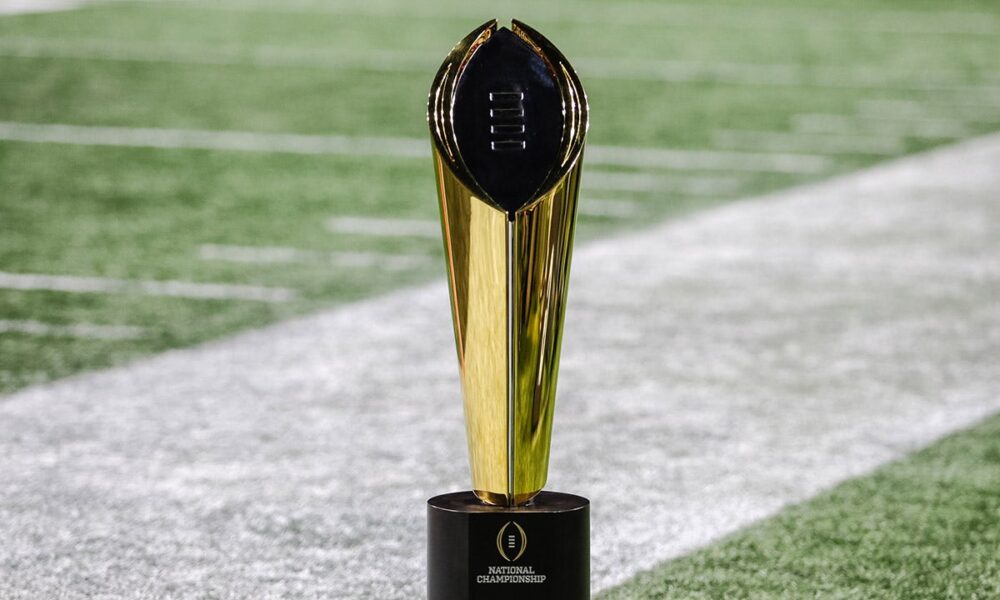 College Football Playoff rankings: Oregon climbs after win over USC