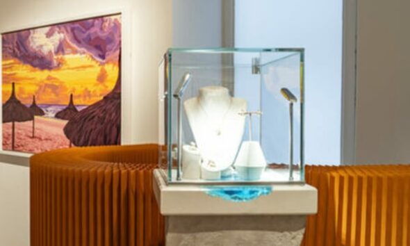 Diamond Lab moves closer to crowdfunding target, links with Maddox Gallery for Selfridges VIP opening