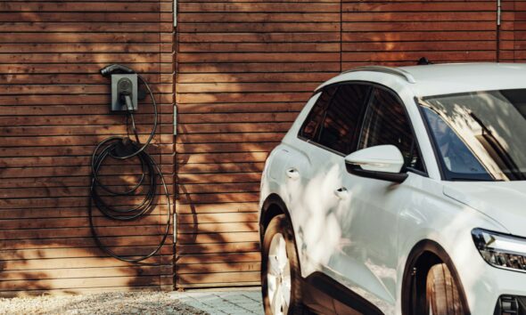 Electric vehicles could strain Quebec’s power grid