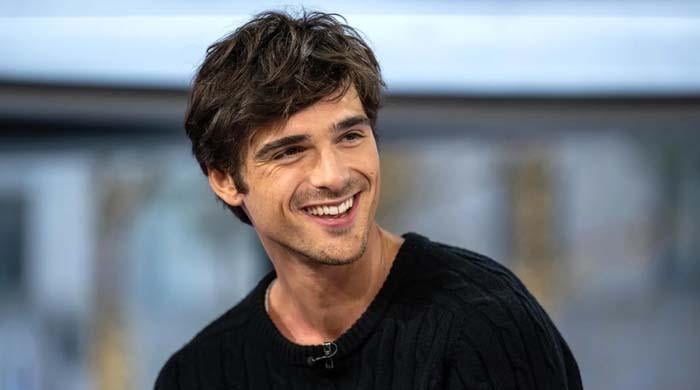 Jacob Elordi calls out ‘Saltburn’ bathtub scene haters