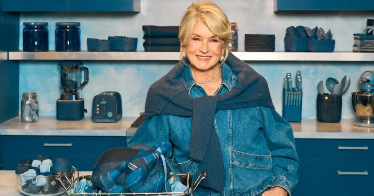 Martha Stewart stars in new American Eagle ad, months after Sydney Sweeney controversy
