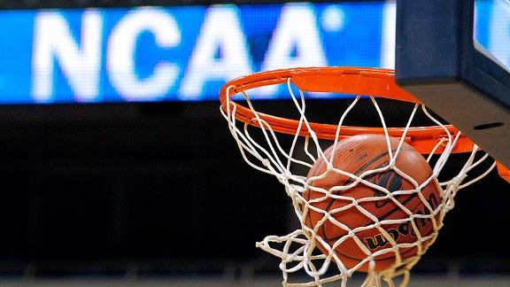 NCAA gambling inquiry widens pre-hoops season