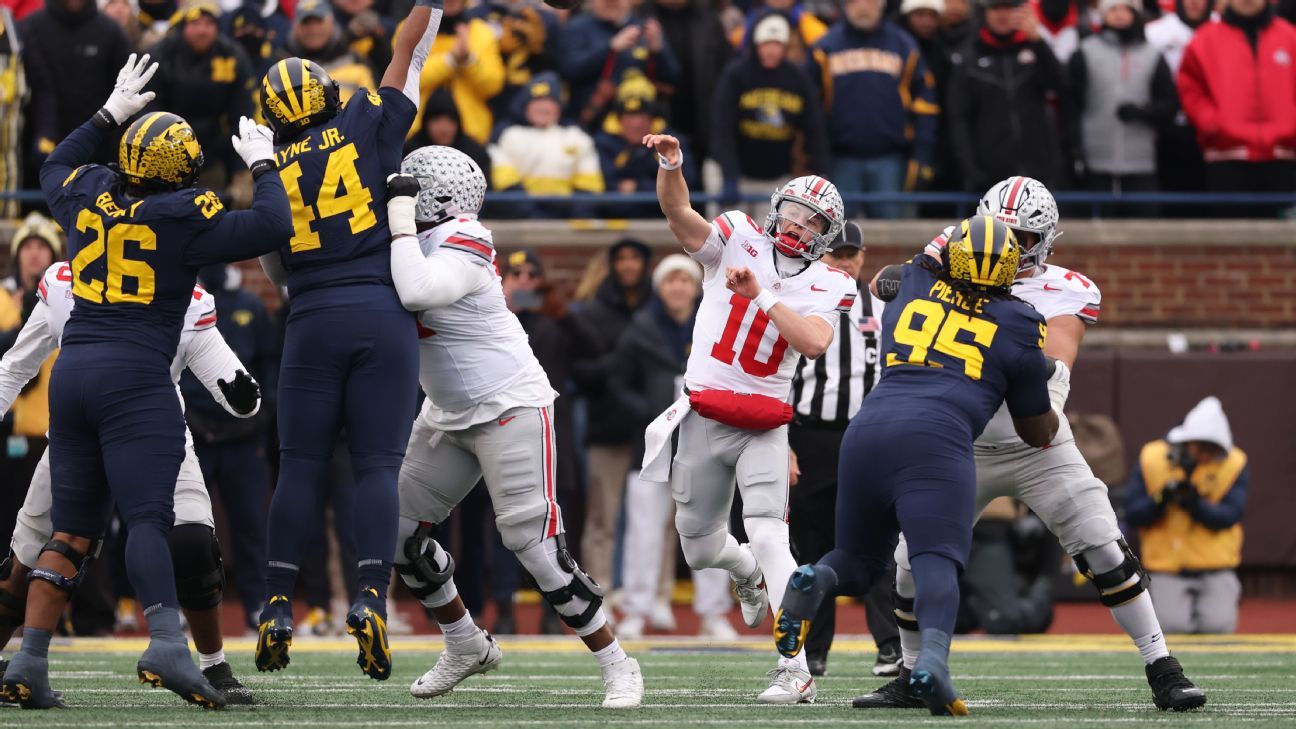 Ohio State-Michigan live updates: Buckeyes starting to pull away