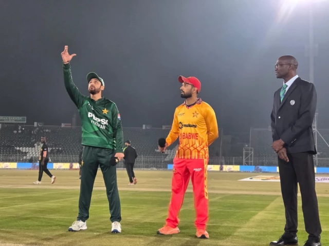Pakistan beat Zimbabwe by five wickets in opening T20I of tri-nation series  | The Express Tribune