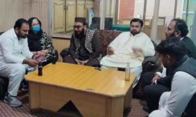 Polish woman marries Pakistani man after social media friendship