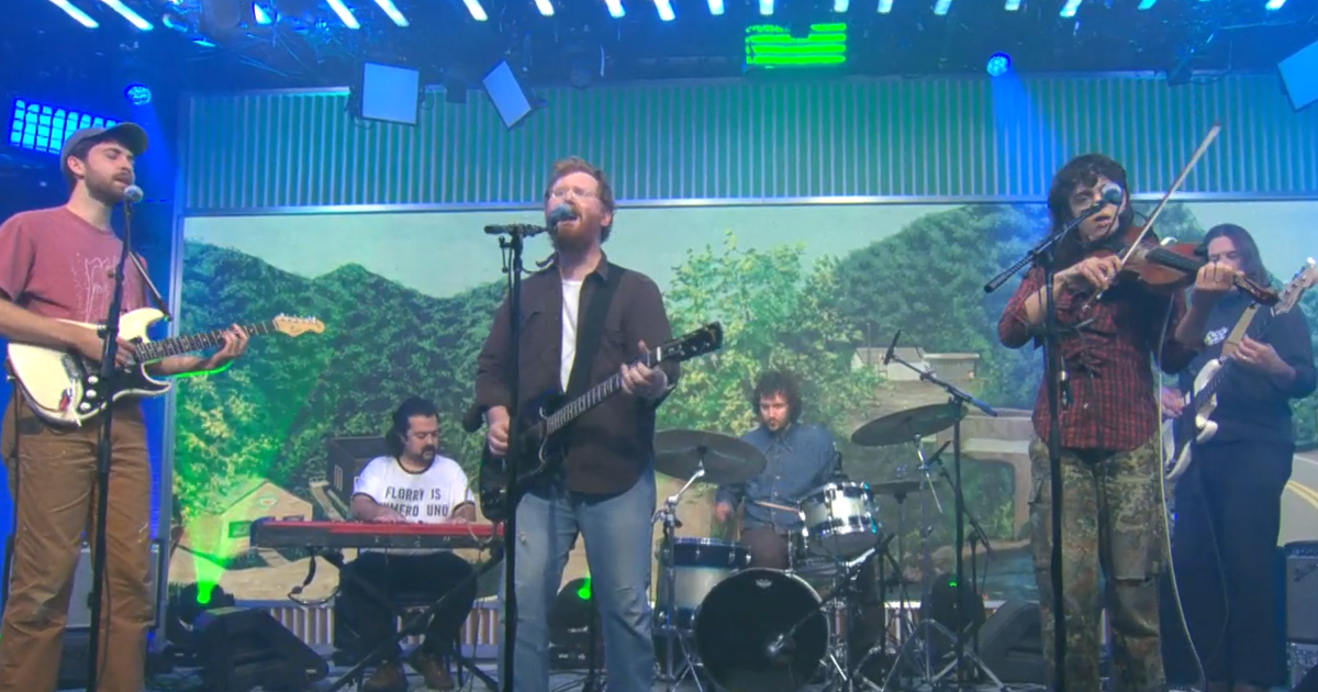 Saturday Sessions: Fust performs “Bleached”