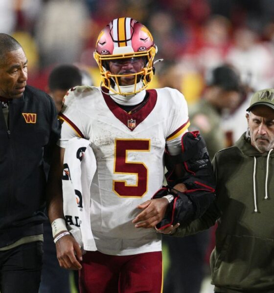 Sources: QB Daniels dislocated elbow in loss