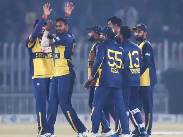 Sri Lanka edge Pakistan by six runs in T20I Tri-Series  | The Express Tribune