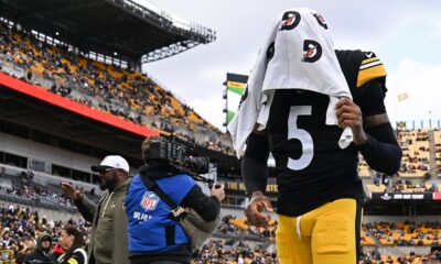 Steelers star ejected from game against Bengals for throwing punch