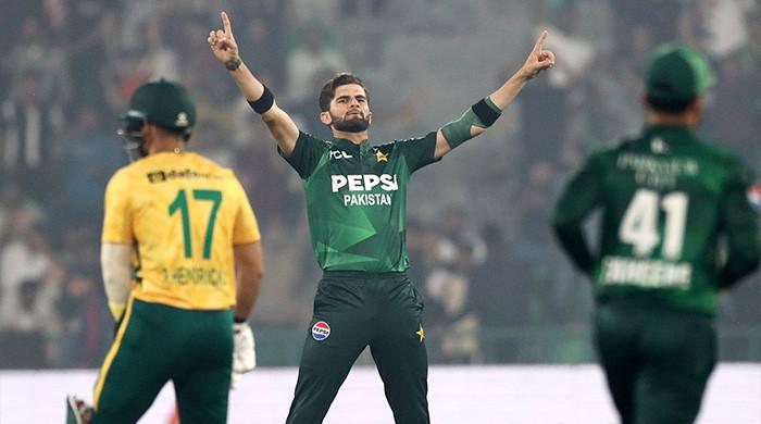 Third T20I: Shaheen dismisses de Kock, Pretorius in first over Third T20I: Shaheen dismisses de Kock, Pretorius in first over