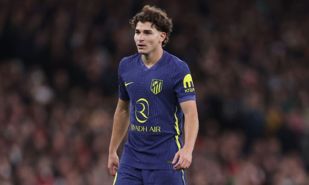 Transfer rumors, news: Barcelona eye Kane, Álvarez as Lewa replacement