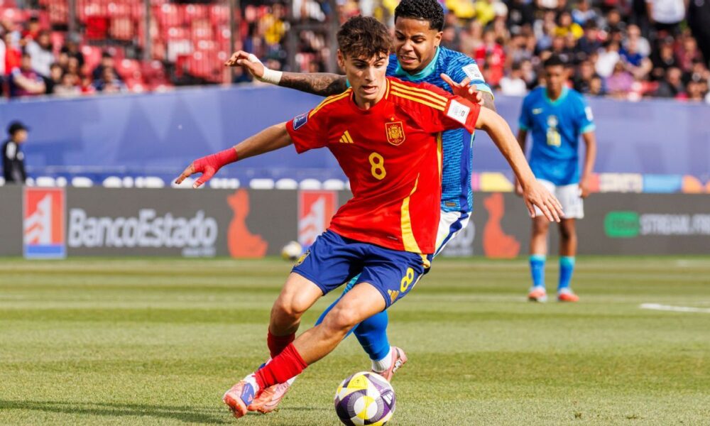 Transfer rumors, news: Man City to rival Arsenal for rising Spain star Mendoza