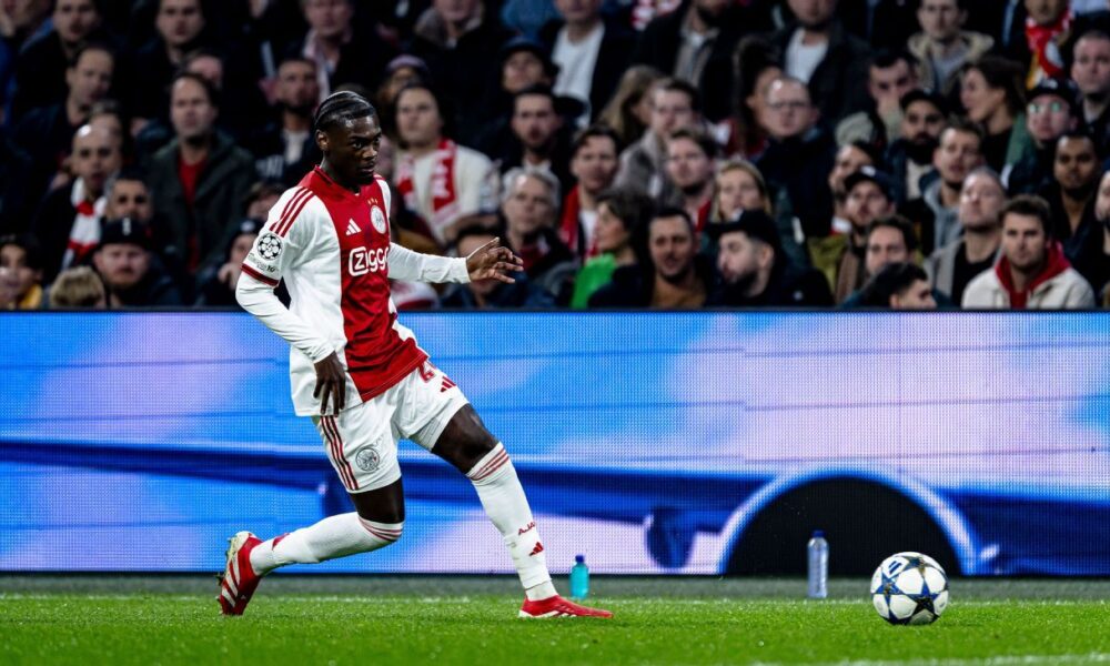 Transfer rumors, news: Man United eye Ajax young talent Mokio