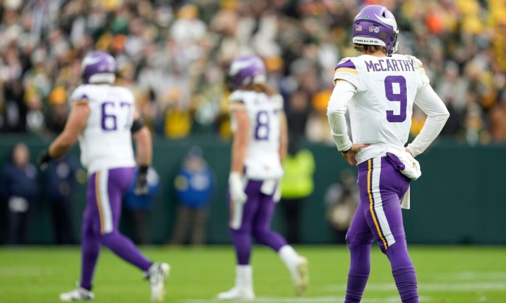 Vikings vets back McCarthy, say rebound in store