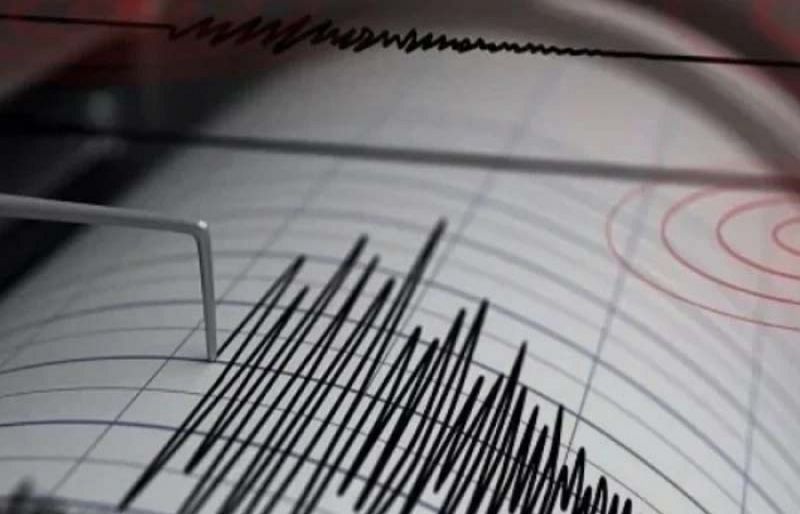 6.2 magnitude earthquake shakes Indonesia, no Tsunami warning