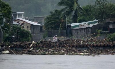 Super Typhoon Fung-wong slams into Philippines, two dead
