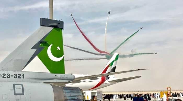 Pakistan’s JF-17 draws strong visitor interest at Dubai Airshow 2025