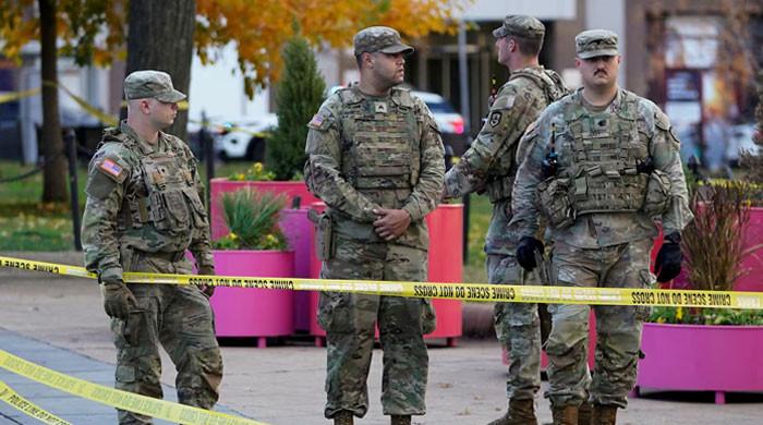 US stops processing Afghan immigration requests after attack near White House