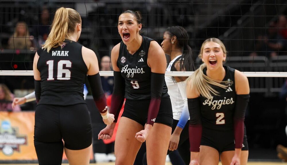 Aggies topple final 1-seed to clinch volleyball title