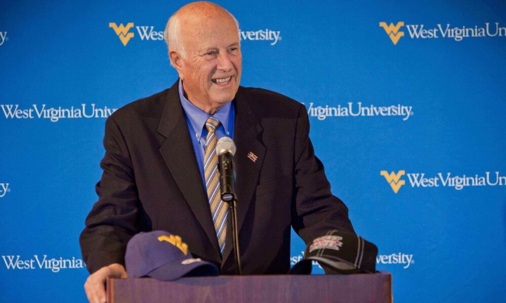 College sports ‘visionary’ Neinas dies at age 93